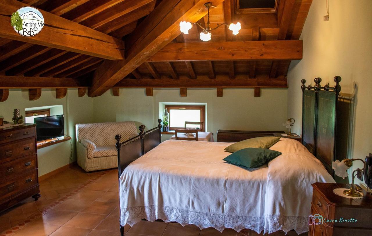 Antiche Vie B&B Serramazzoni Luaran gambar