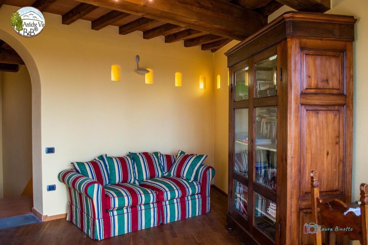 Antiche Vie B&B Serramazzoni Luaran gambar