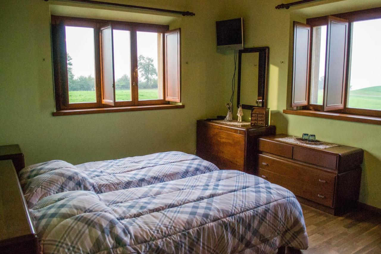 Antiche Vie B&B Serramazzoni Luaran gambar
